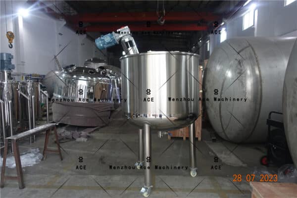 1000 liter mixing tank