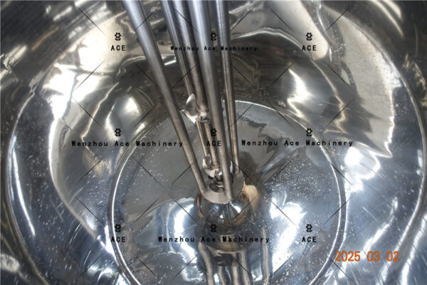 High-Efficiency Emulsifying Mixing Tank - Image 2